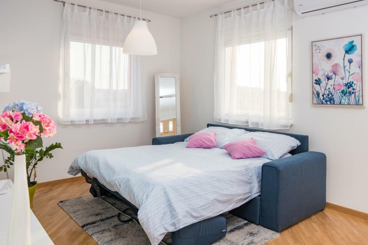 Apartment Pula Relax Exteriér fotografie